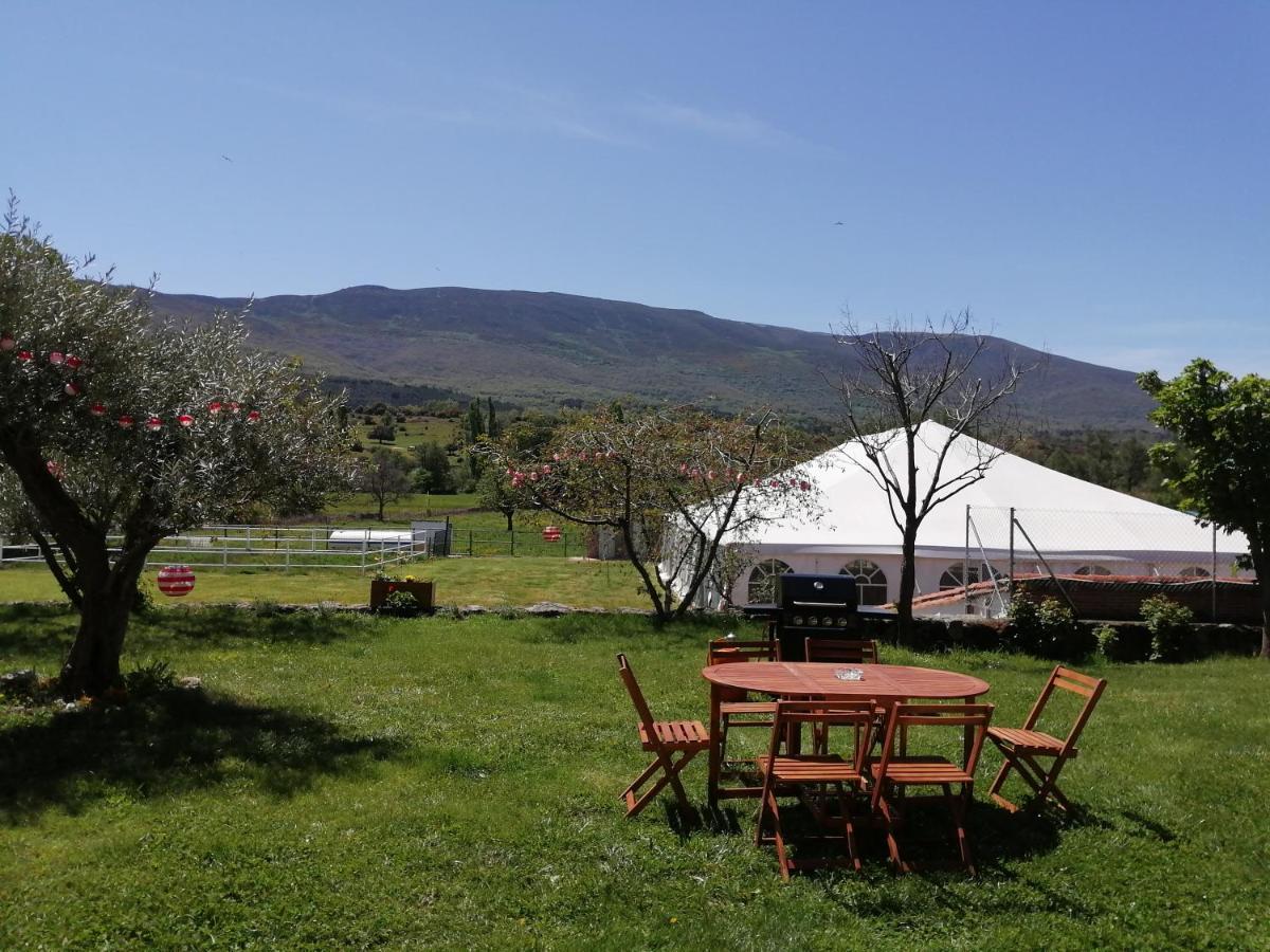 El Mirador Del Gato I Y II Villa Mesegar de Corneja Eksteriør bilde